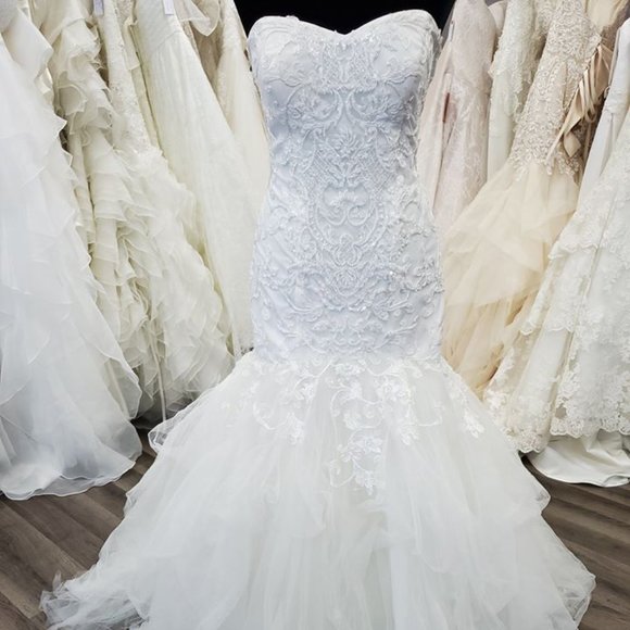 Oleg Cassini Dresses & Skirts - Oleg Cassini Wedding Dress